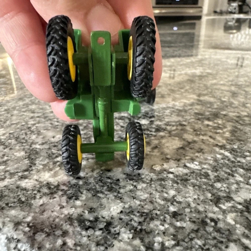 ERTL JOHN DEERE 8520 6400/6402 Tractors 1/64 Plastic Metal Used Toy 2 For 1‎